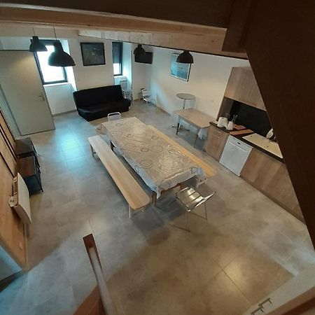 Les Trois Rivieres Apartment Satillieu Екстериор снимка