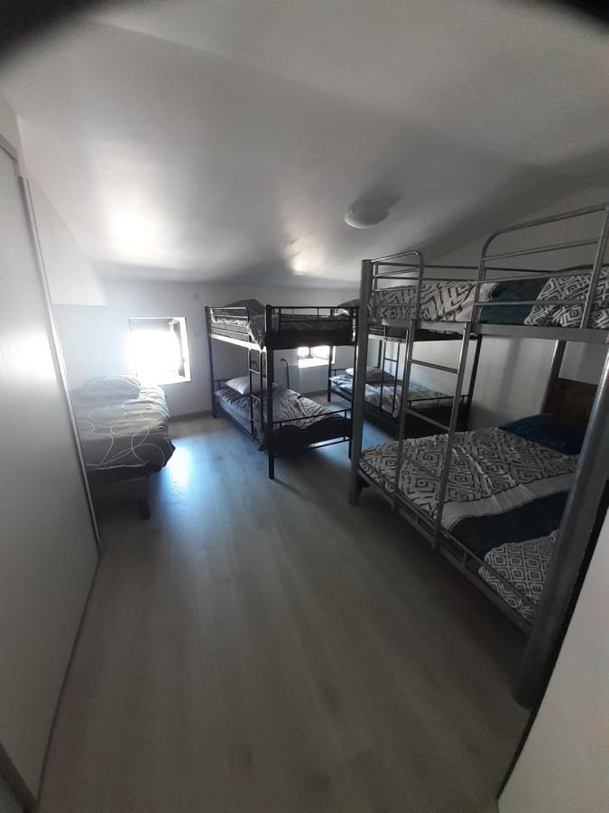 Les Trois Rivieres Apartment Satillieu Екстериор снимка